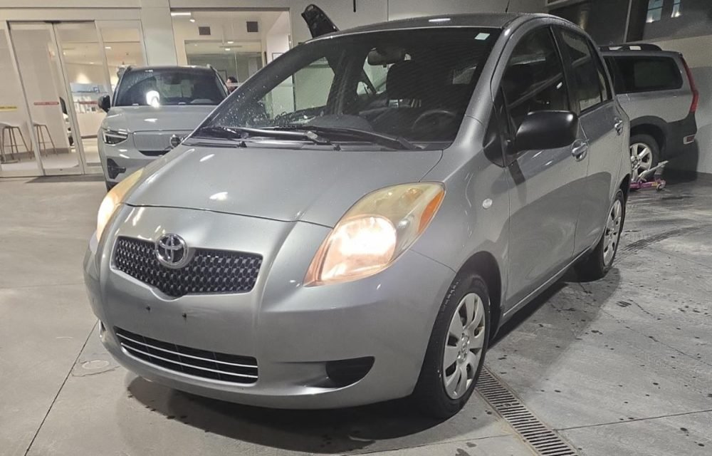 2008-Toyota-Yaris-5269748004390622