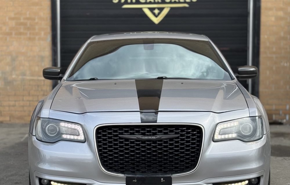 2018-Chrysler-300-9424913510660953