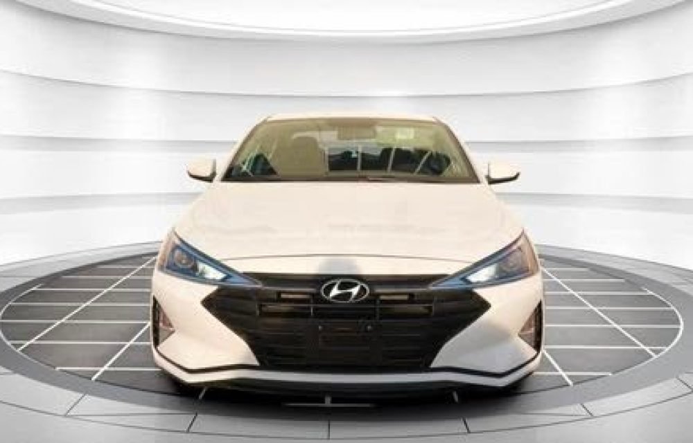 2019-Hyundai-Elantra-4054612836595013