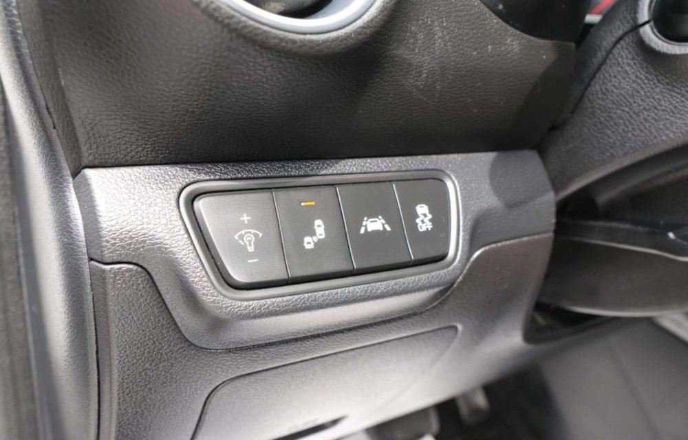 2019-Kia-Forte-7143509525038498