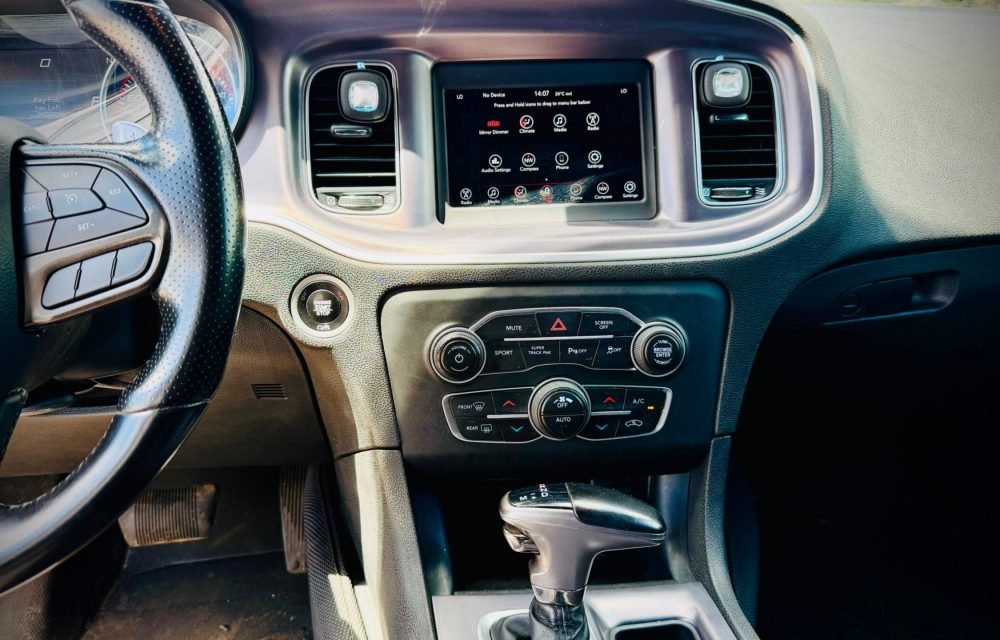 2020-Dodge-Charger-7446378122984425