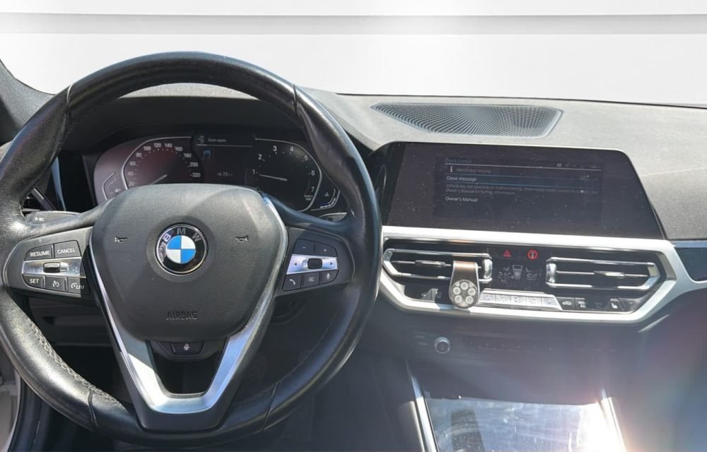 2021-BMW-3-Series-019323143332282466