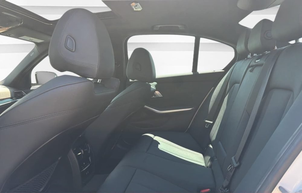 2021-BMW-3-Series-4802350438508709