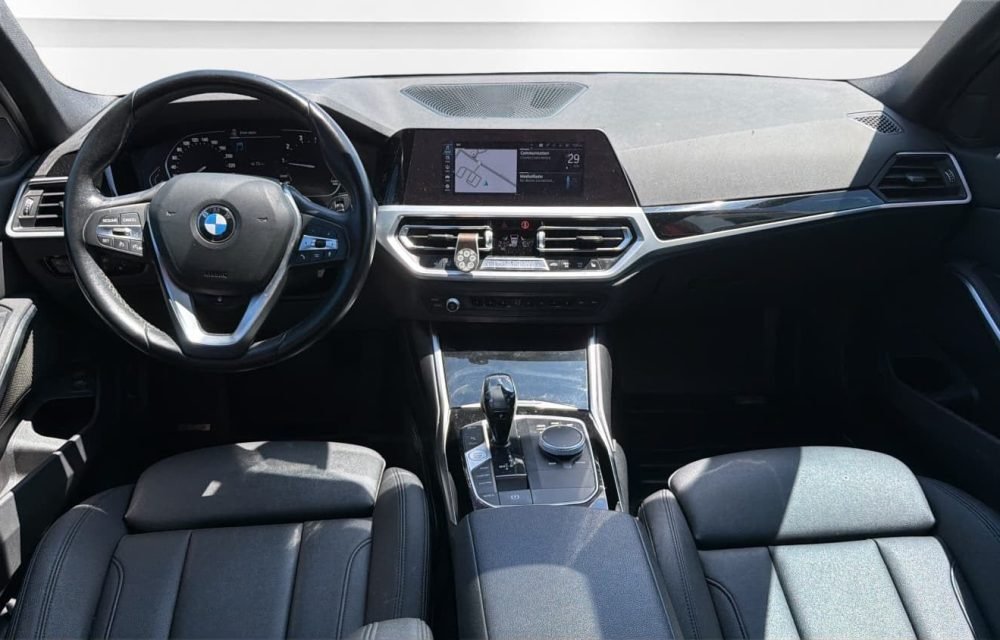 2021-BMW-3-Series-8998099301922375