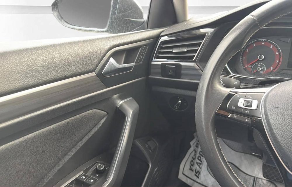 2021-Volkswagen-Jetta-45743259428502925