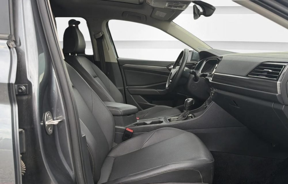 2021-Volkswagen-Jetta-7483849081357352