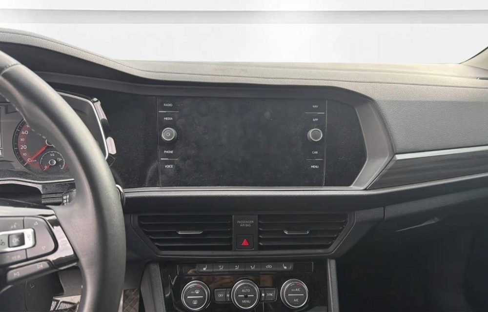 2021-Volkswagen-Jetta-9189684503766427