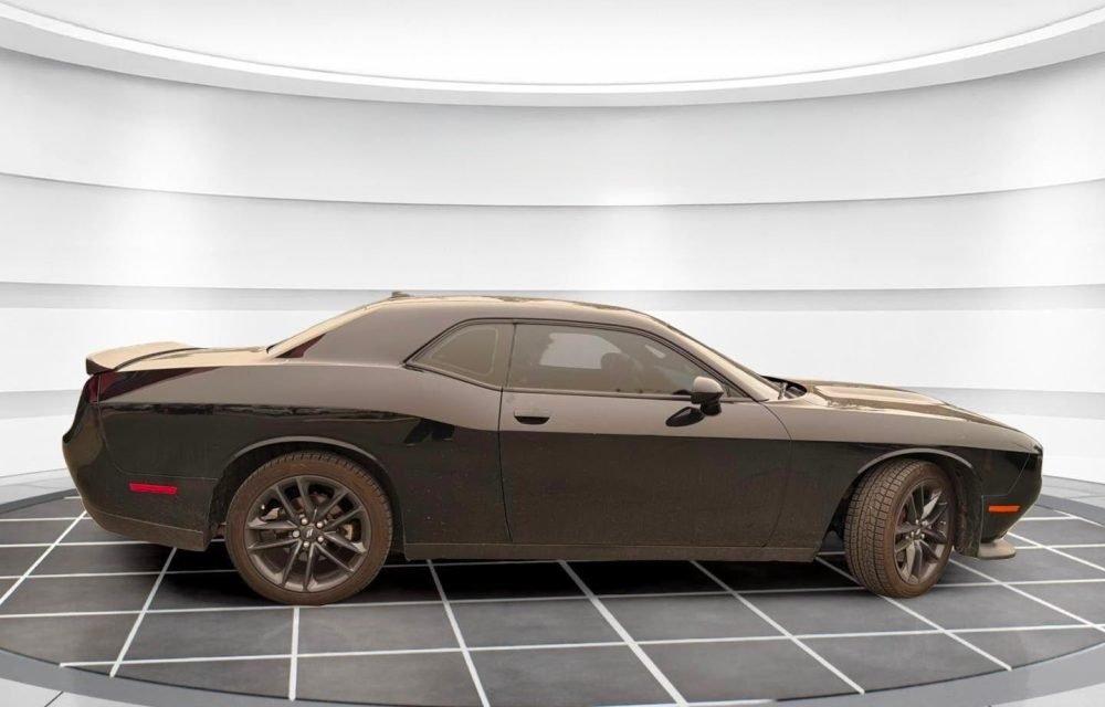 2022-Dodge-Challenger-060958279313666264