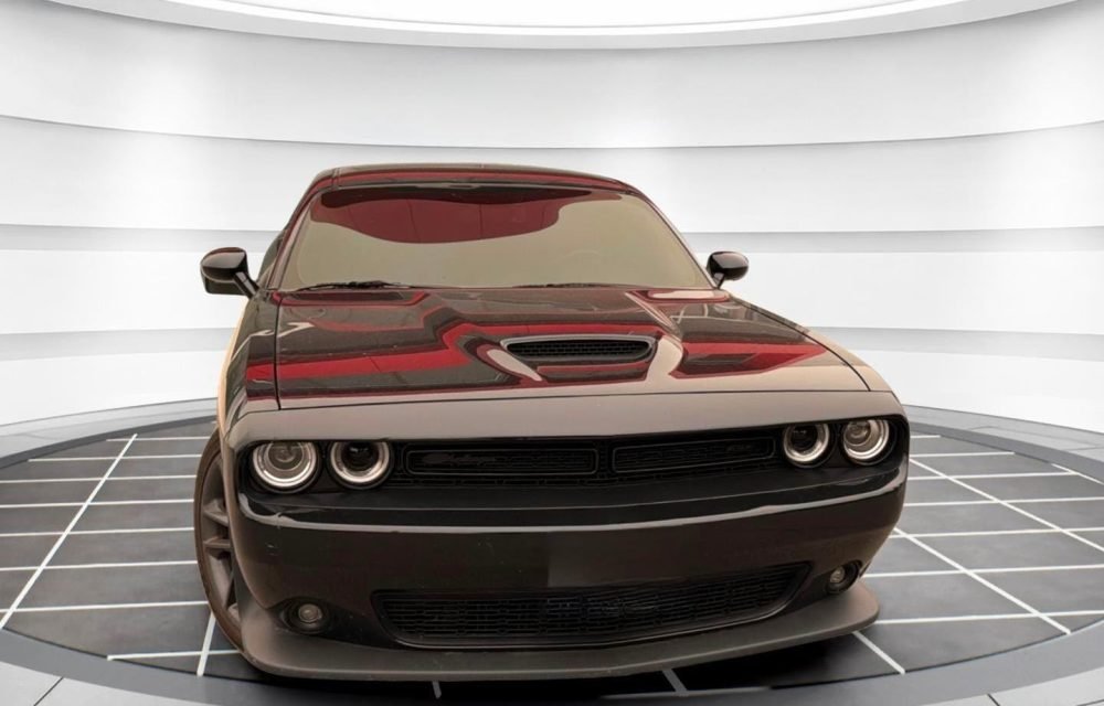 2022-Dodge-Challenger-09498771866319111