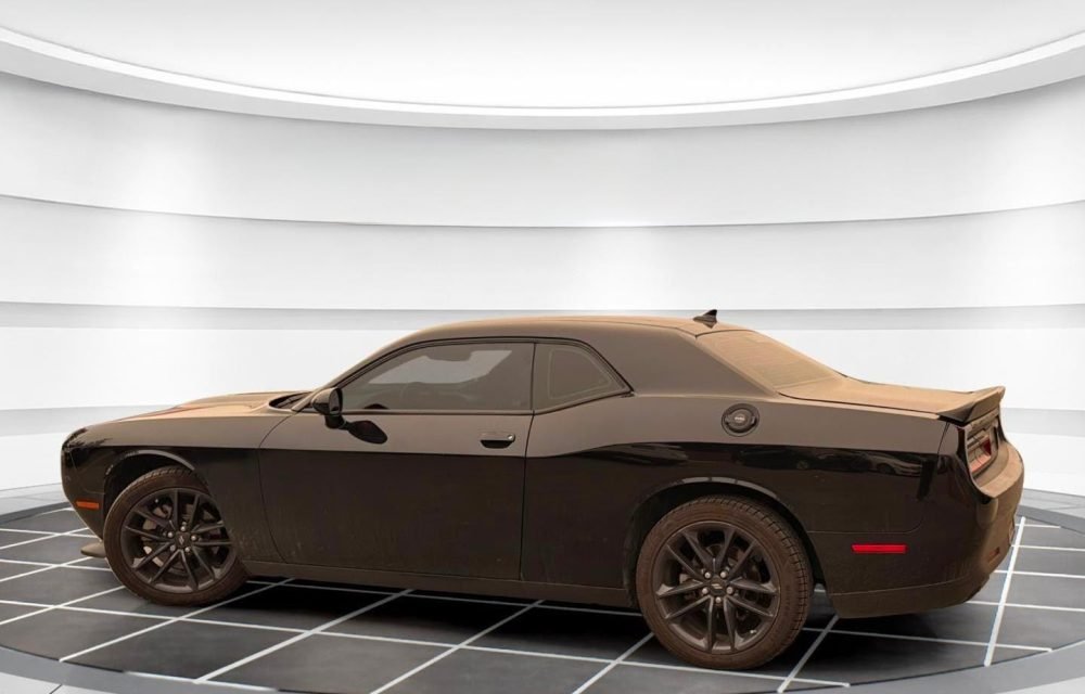 2022-Dodge-Challenger-09860593272623208