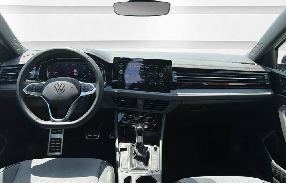 2025-Volkswagen-Jetta-8634372690322665